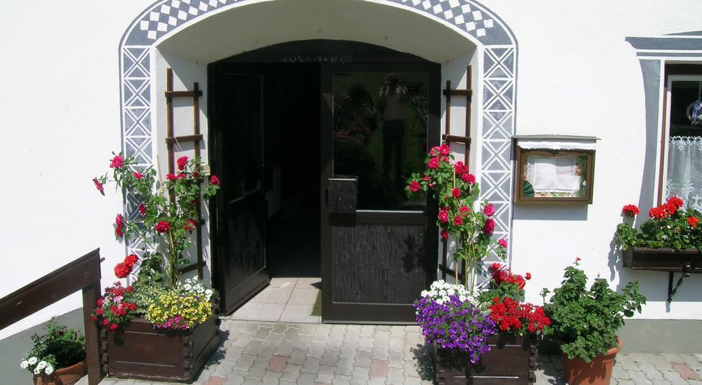 Apartments Haus Schoen - Preise Inclusive Pitztal Sommer Card Jerzens Exterior photo